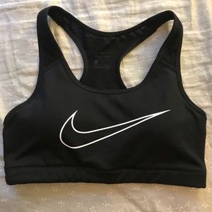 Black Nike dry fit bra